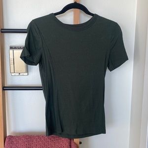 Green lounge tee